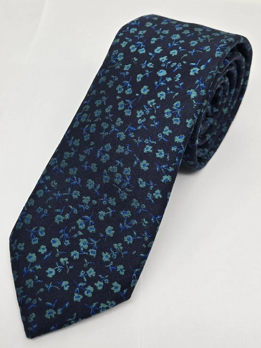 Old Navy 100% Polyester, Blue and Green Floral, Mens Tie